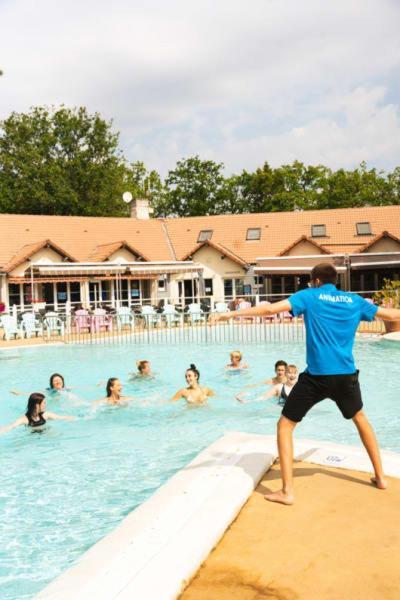 Camping Officiel Siblu Les Pierres Couchees Saint-Brevin-les-Pins Exterior foto